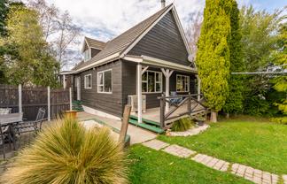 10 Birch Street, Gleniti