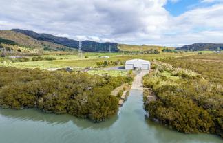 3637. Kaipara Coast Highway, Glorit