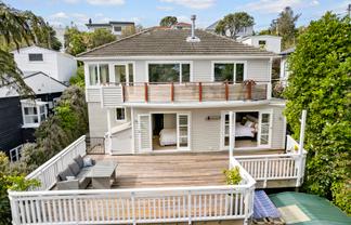 108 Donald Street, Karori