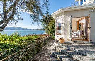 1 Howard Street, Macandrew Bay