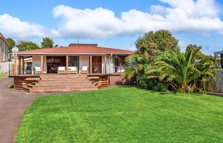 23 Cliff Street, Raglan