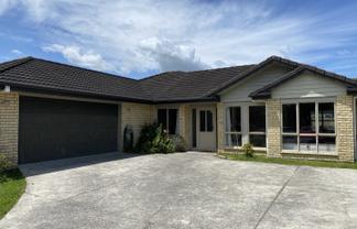 7 Whitford Place, Rototuna
