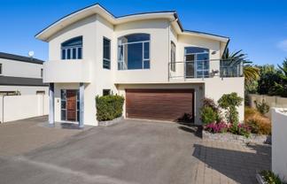 12 Waterlea Green, Mayfield