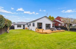 26 Redlands Grove, Swanson