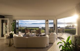 166 Lake Terrace, Hilltop