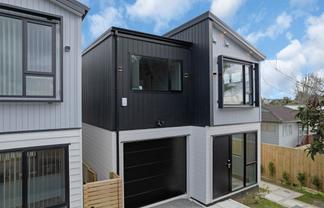 22D Justamere Place, Weymouth