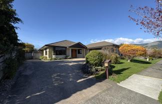 18 Kendall View, Stoke