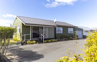 2/59 Lakewood Drive, Nukuhau