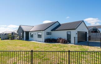 1 Makomako Crescent, Wharewaka