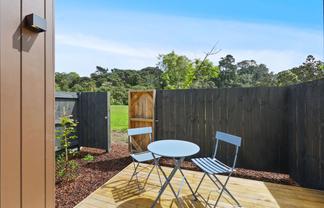 4/36 Woodside Road, Massey