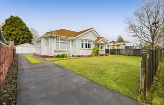 18 Percy Avenue, Stratford