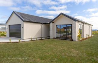 21 Wharariki Rise, Wharewaka