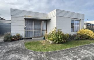 Manawatu / Whanganui - Address withheld