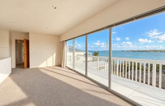 795 Whangaparaoa Road, Manly