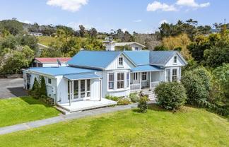 5 Karamea Road, Mangonui