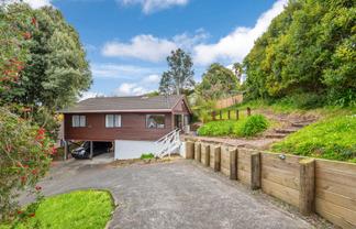 1/198 Don Buck Road, Massey