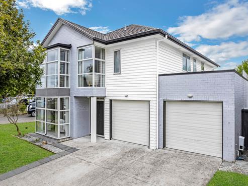 4 Phar Lap Crescent, Takanini