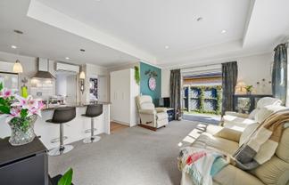 2 Jackmin Lane, Burwood