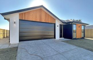 51 Mehrtens Crescent, Ravenswood