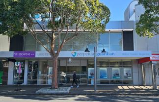 Central Takapuna office with exclusive entry