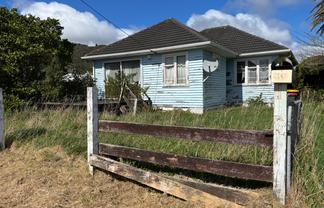 19 Russell Road, Wainuiomata