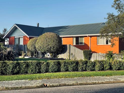5 Opuka Place, Haast