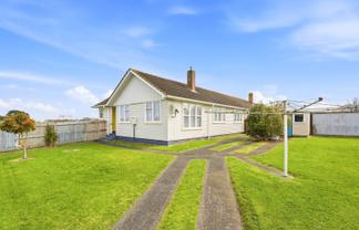 83 Titoki Street, Castlecliff