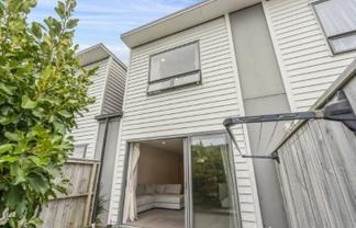 2/7 Handyside St, Tawa
