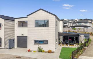 23 Tannaghmore Drive, Flat Bush