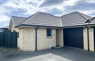 19B Bassett Street, Burwood