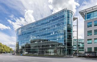 Prime Waterfront Office Opportunity 