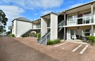 2/420a Hibiscus Coast Highway, Orewa