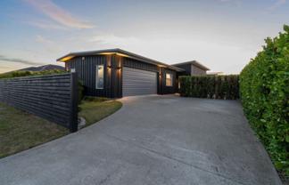 17 Forbes Road, Foxton Beach