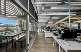 YOUR PARNELL OFFICE OASIS AWAITS
