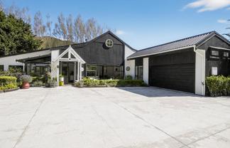 111A Johnsons Road, Whitemans Valley