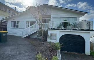 17 Mountbatten Avenue, Hillcrest