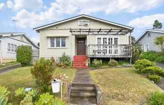 107 Glendale Road, Glen Eden