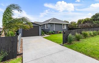 76A Wharf Road, Clarks Beach