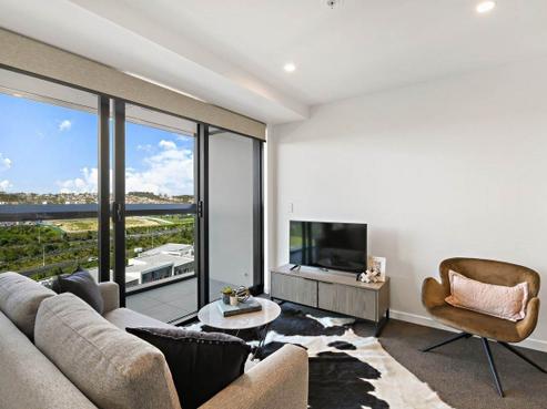 1202/8 Lakewood Court, Manukau