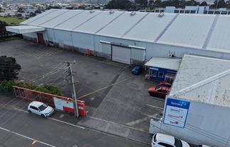 High stud Petone warehouse