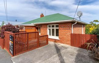 11 Bernard Street, KENMURE