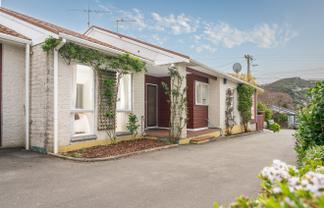 11 Cook Street, Karori