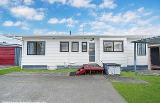 2/30 Gloucester Road, Manurewa
