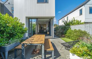11 Ron Deal Way, Epuni