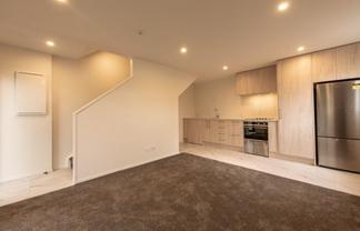 1/10 Biddle Crescent, Taita