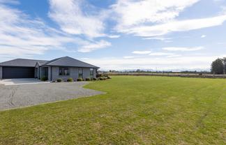 32 Summers Road, DARFIELD