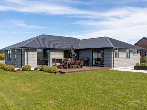 32 Summers Road, Darfield
