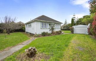 18 Severn Terrace, Roslyn