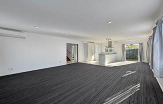2/50 Blanes Road, Weymouth