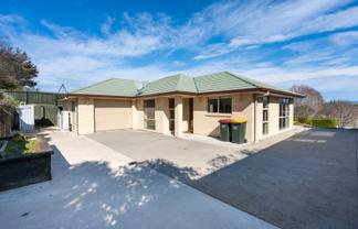 45 Whitehaven Street, Lawrence